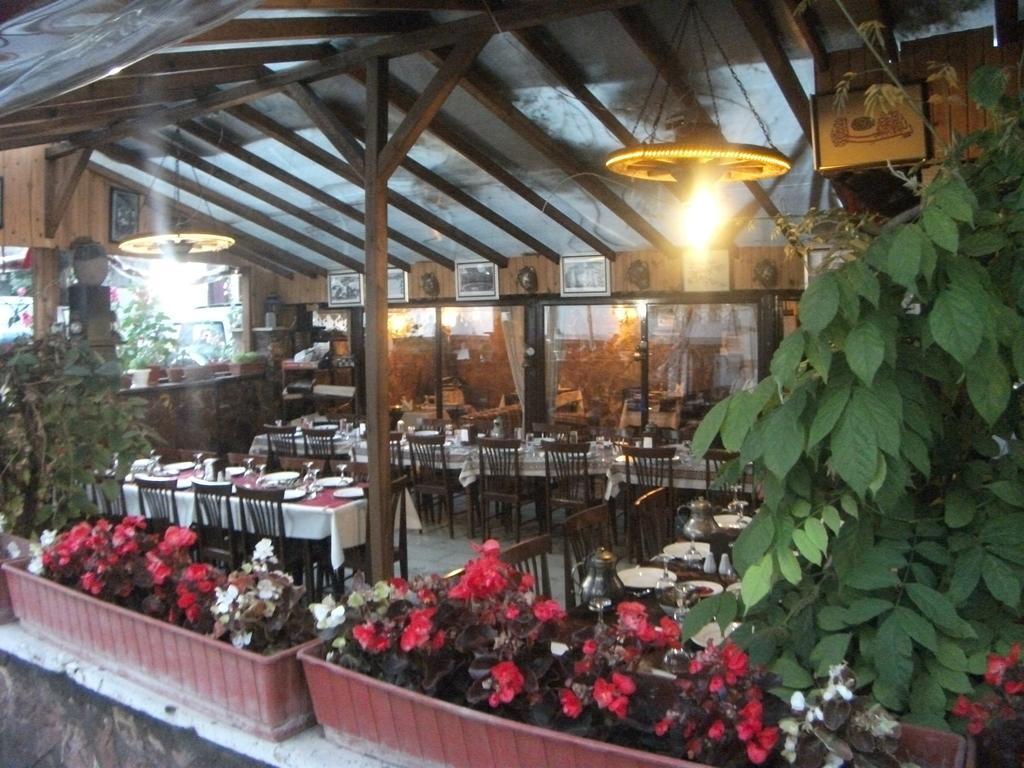 Haci Abdullahlar Konagi Hotell Mudurnu Exteriör bild